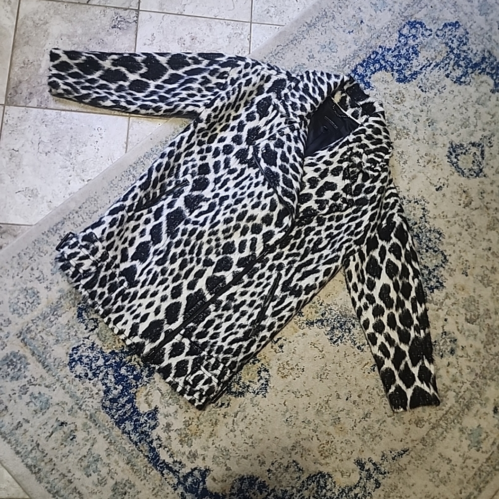 Banana Republic Snow Leopard Cocoon Jacket Coat Size XS - Picture 7 of 14